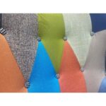 Poltrona Kuril schienale avvolgente tessuto patchwork - immagine 3