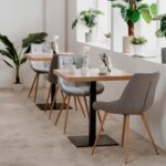 Tavolo Quadrato 70x70x75 h cm piano rovere e base nera - immagine 2